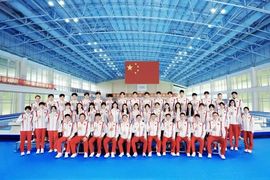 2025不好过主播照片
