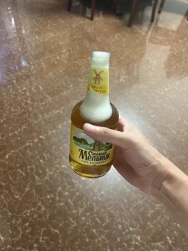 一米八有胸毛主播照片
