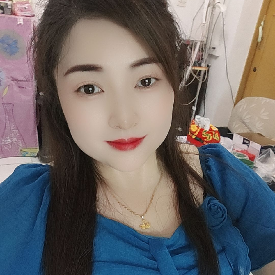 云朵✅️有点甜海报
