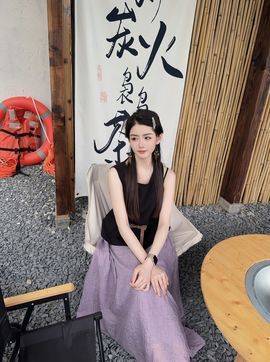 伊乔.视频直播间 - 在线视频娱乐交友 - 六间房直播