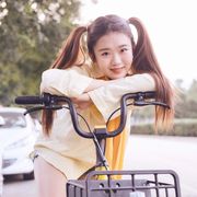 新人代代海报