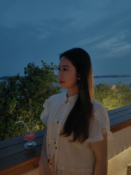 妮子一小提琴的图片