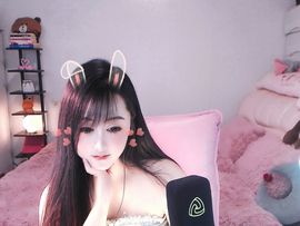 玥儿🌙中午11点~主播照片