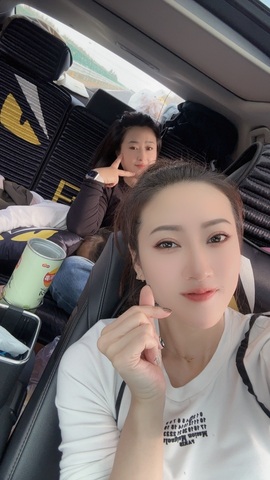 兔兔坚持住，加油主播照片