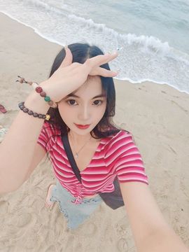 醉醉的魔女的图片