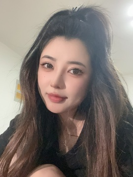 思思👑主播照片