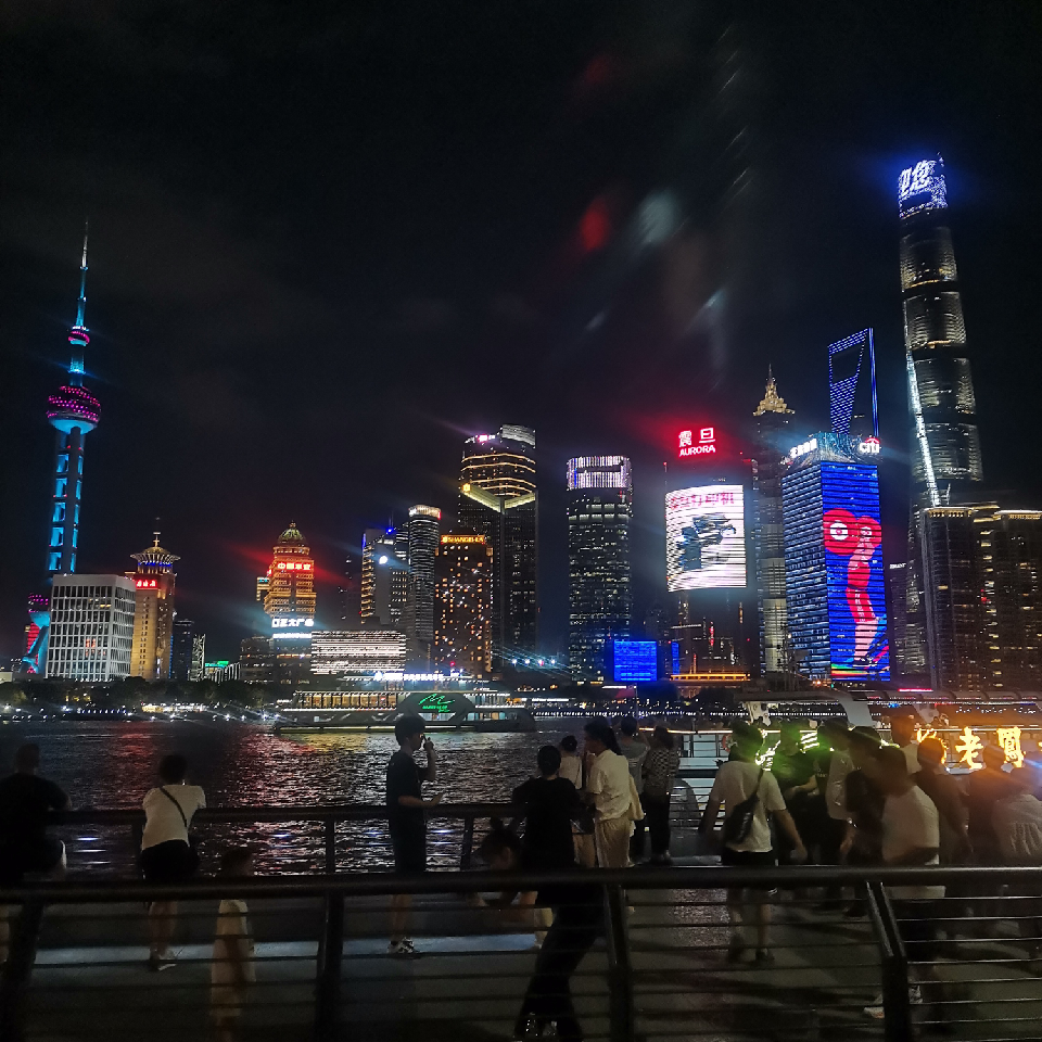 ～龙龙🐉海报