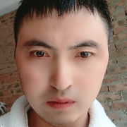 打高尔夫的华脐鱼卓刚