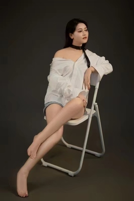 焦丽丽研究生呦主播照片