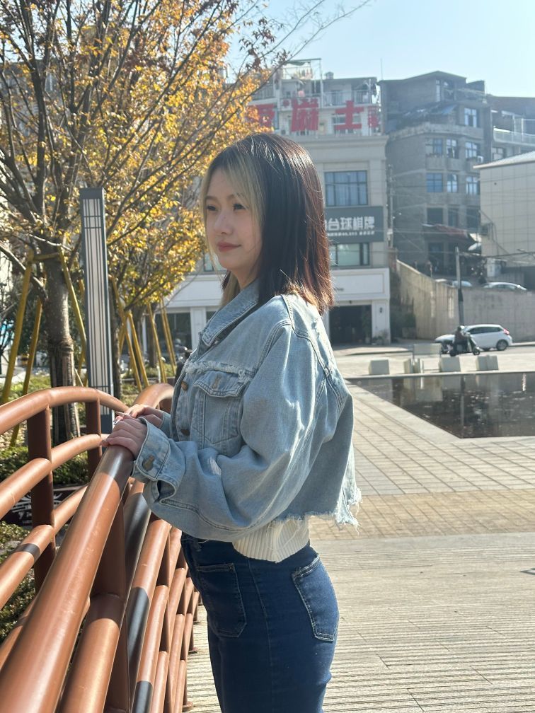 米娜🦋常欢喜的图片