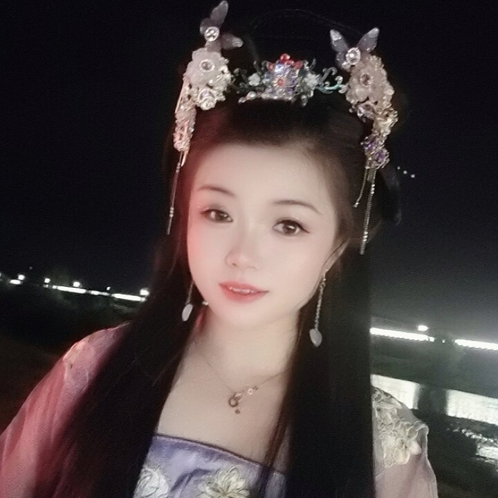 兩灬菲儿💐海报