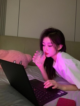 Lily喵的图片