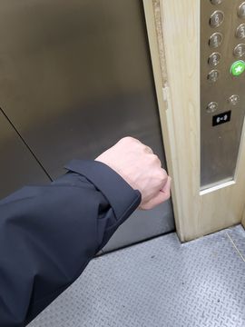 小童贺羊姐男爵🍀主播照片