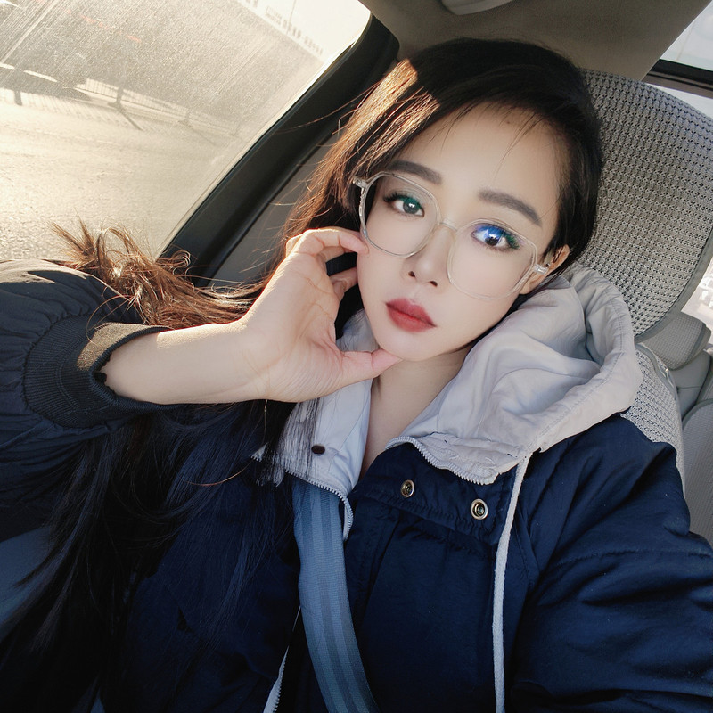 新人挽心的主播海报