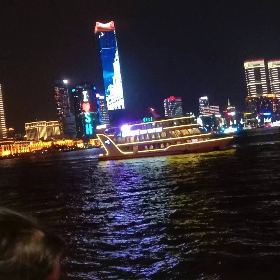 ぎ眼角ぜ滴泪ぞ海报