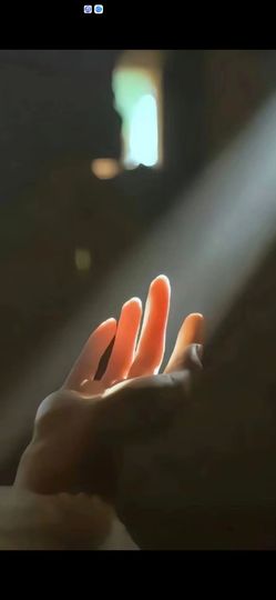 丑小鸭🌈万人迷眼睛主播照片