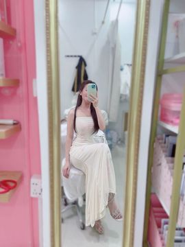 看杂志的蝉_主播照片