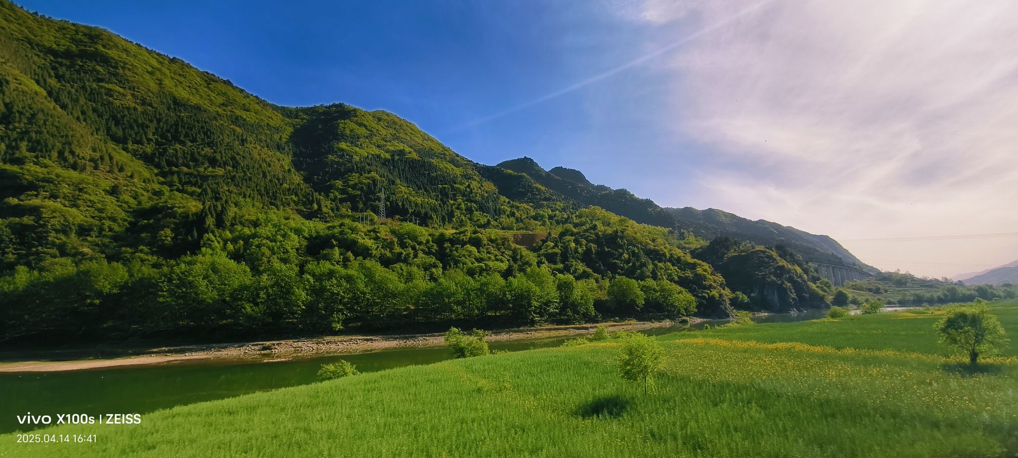 妞妞骑行全国的图片