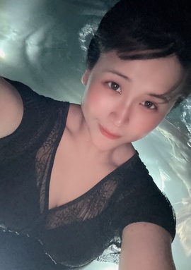 茶茶幸运星主播照片