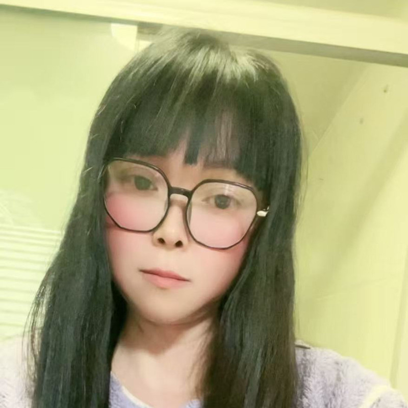 打高尔夫的苏格兰折耳的主播海报
