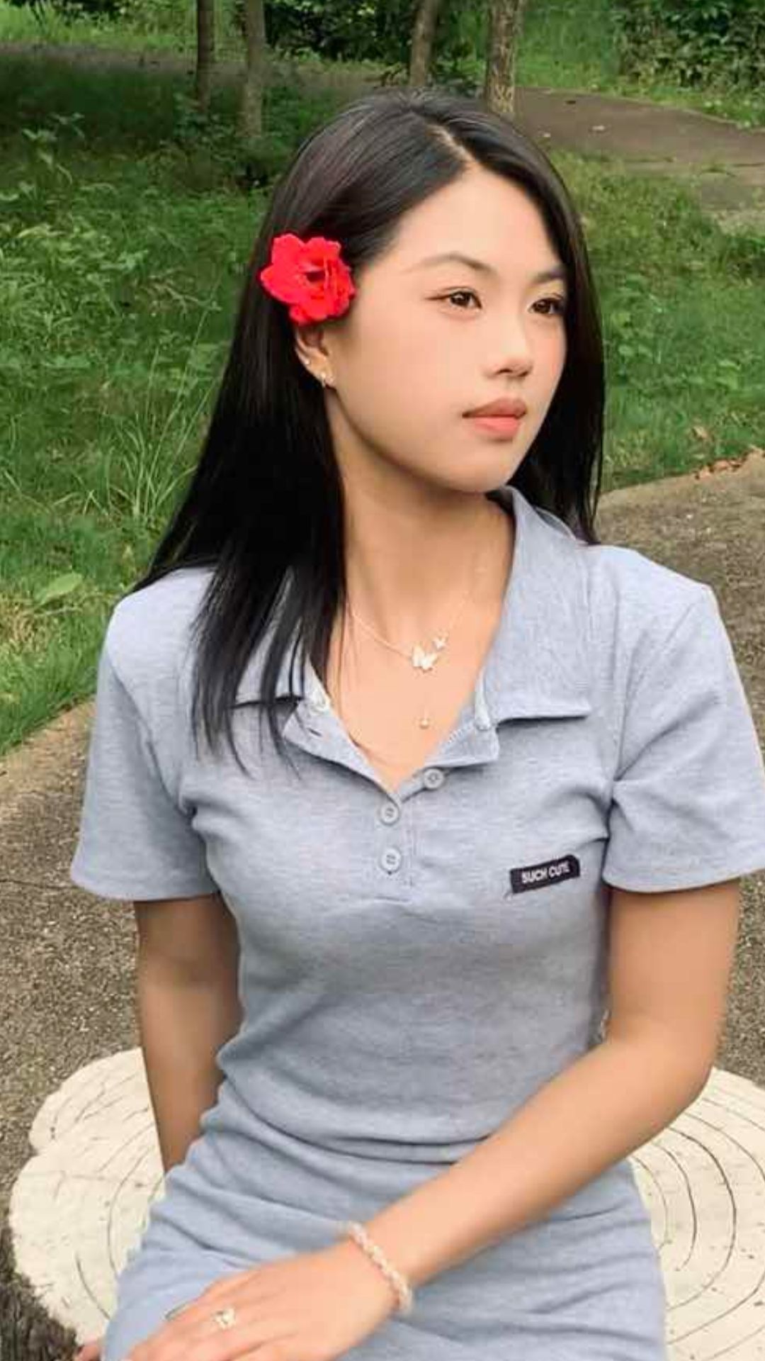 二两桃花醉今生的图片
