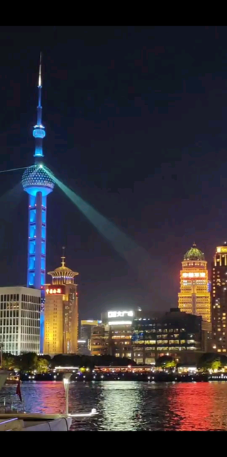 梦想是远方的太阳，虽