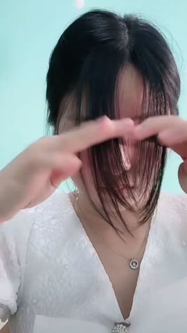 二两桃花醉今生的图片