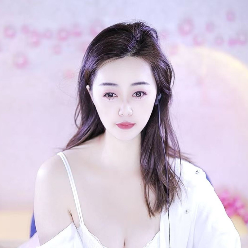 林清欢贺老板帝尊的直播间