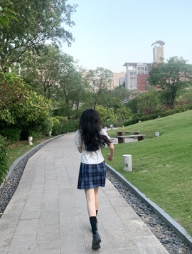 一心爱唱歌🌟主播照片
