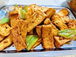 南北是个小太阳🎤主播照片