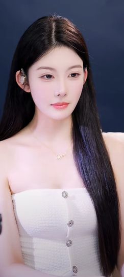 二两桃花醉今生的图片