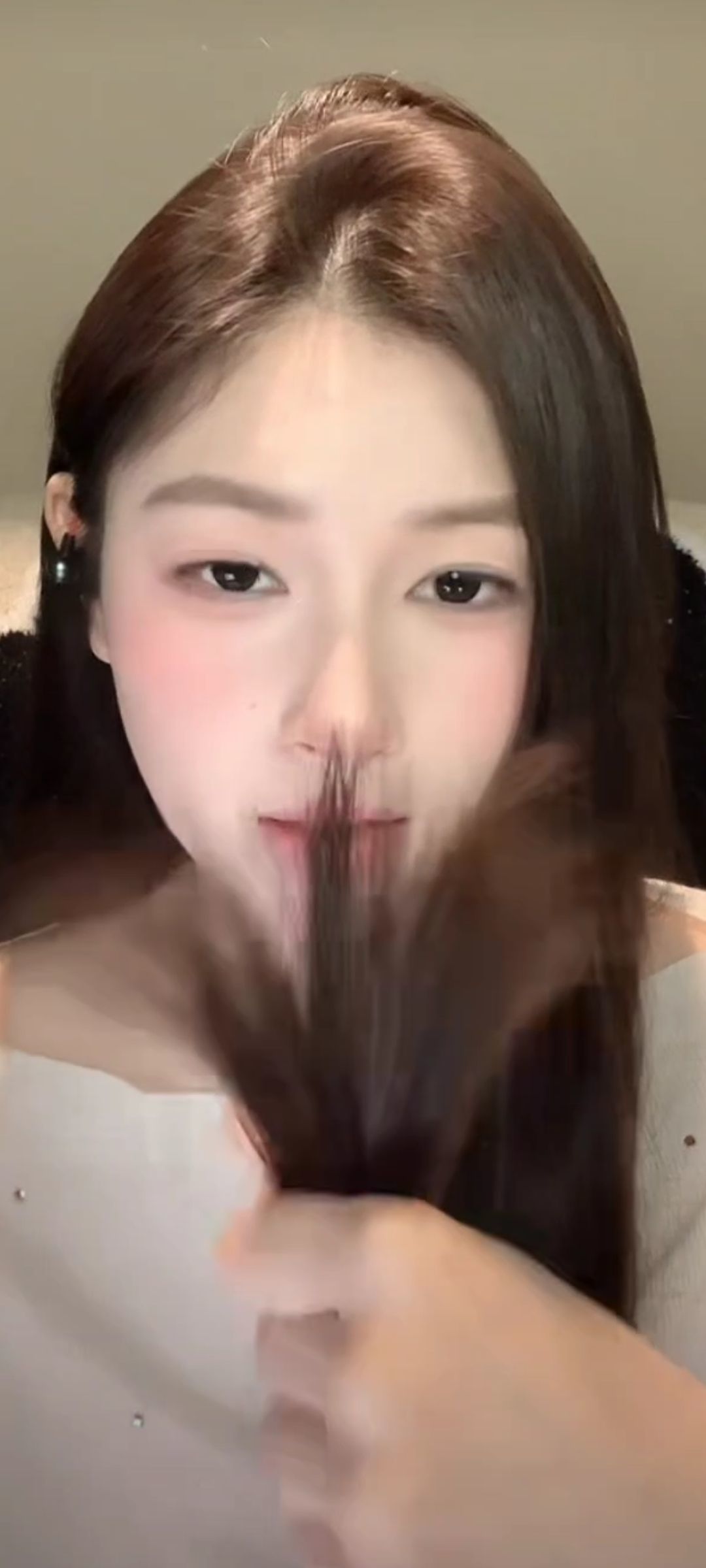 二两桃花醉今生主播图片