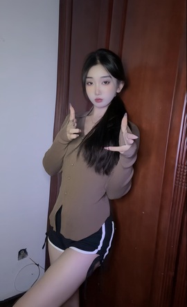 米娜-休息喽主播照片