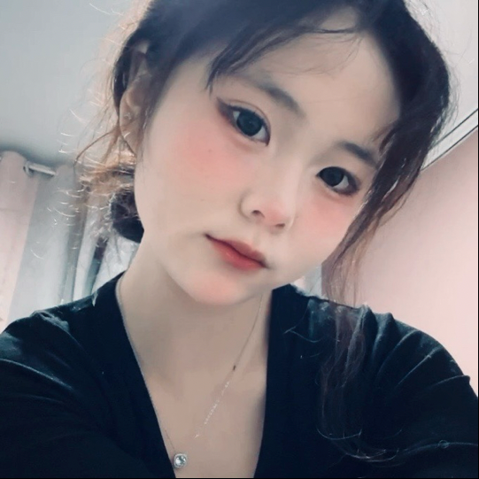 新人宇馨海报
