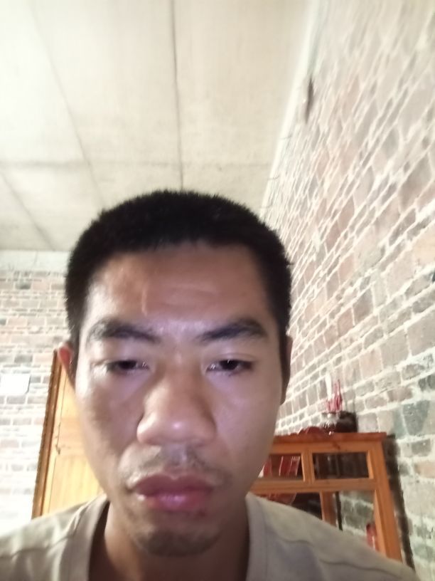 自駕游的變形蛙.主播圖片