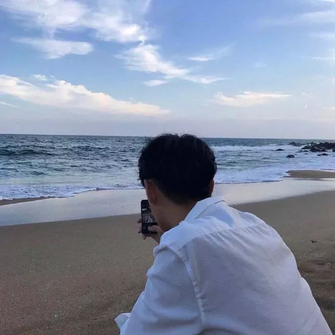 曲终人撒☪的图片