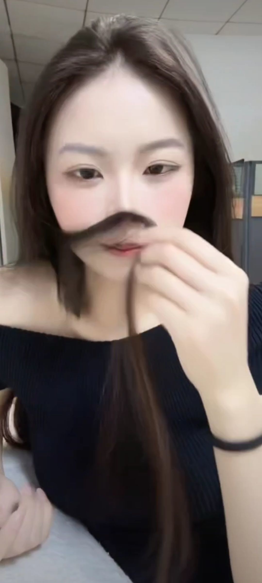 二两桃花醉今生主播图片