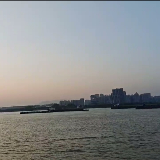 春去秋来♪海报