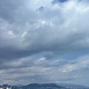…🤟海报