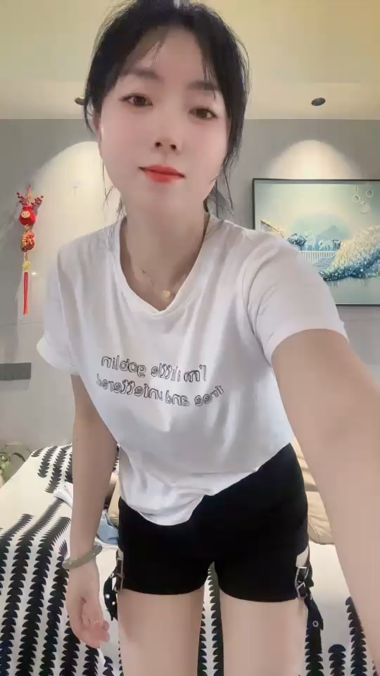 在等爱我的人出现，是
