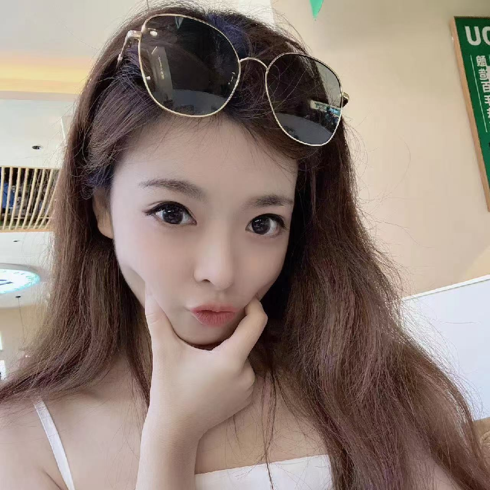 中年少女的梦海报