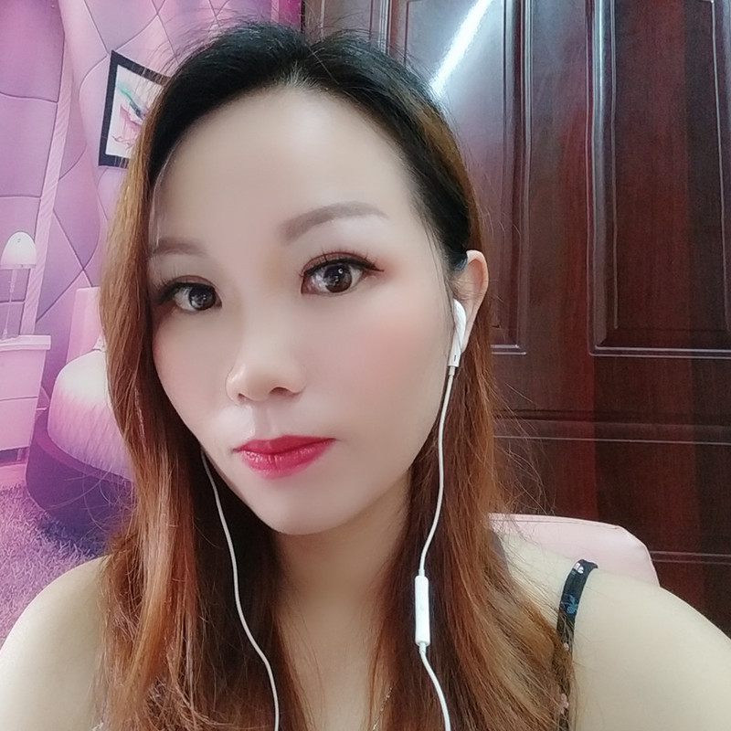 甜心宝贝吖吖视频聊天