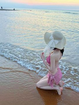 安静小艺主播照片