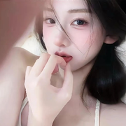 𝒯𝓈.气泡水