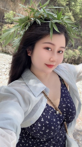 嘚瑟💗主播照片