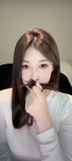 二两桃花醉今生主播照片