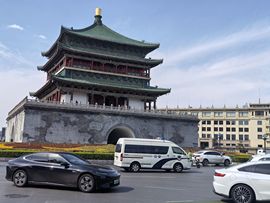 龙飞雁主播照片