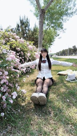 妞妞骑行中国主播照片