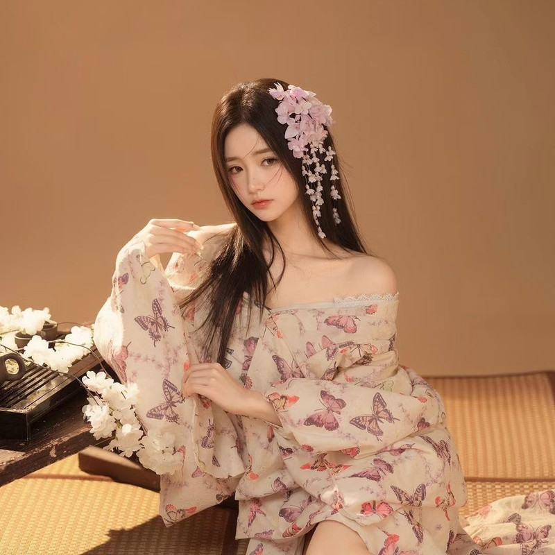 小妃宝吖的主播海报