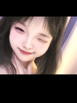 脆皮果果ᰔᩚ主播照片